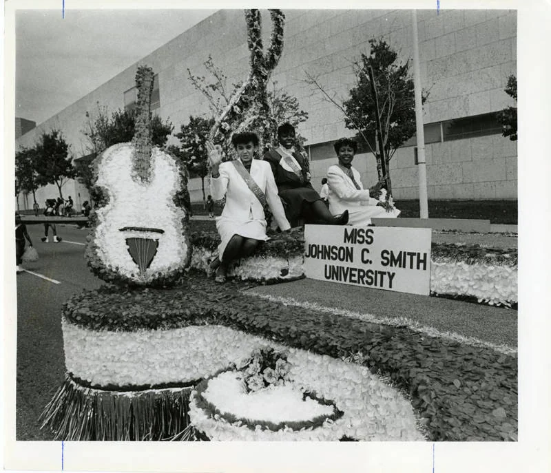 Miss JCSU and her attendants in the Homecoming parade